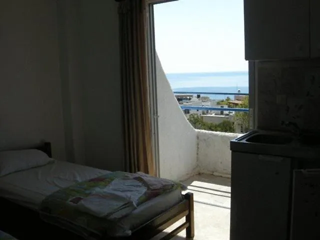 Efrosyni Apartments